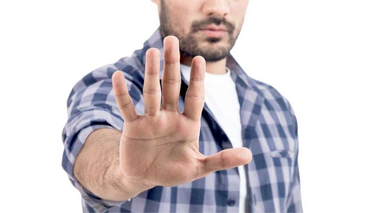Guy Lashes Out After Mom's Friend Refuses To Stop Trying To Set Him Up With Her Addict Daughter