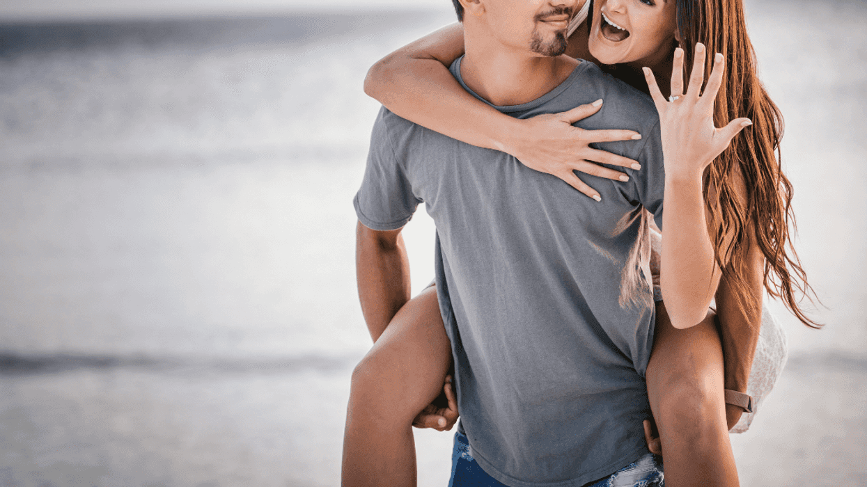 Woman Pissed When She's Asked Not To Talk About Her Engagement During Sister's Wedding Events