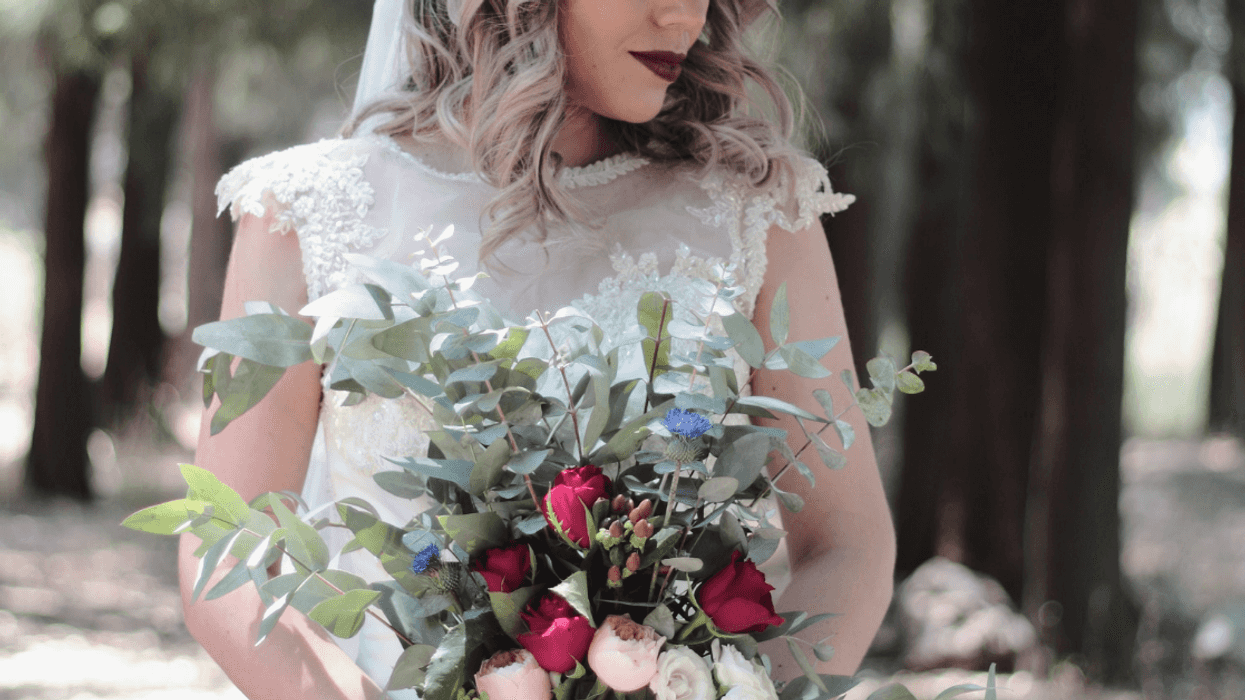 Bride Stunned After She's Accused Of 'Breaking Tradition' By Refusing To Wear Mom's Wedding Dress