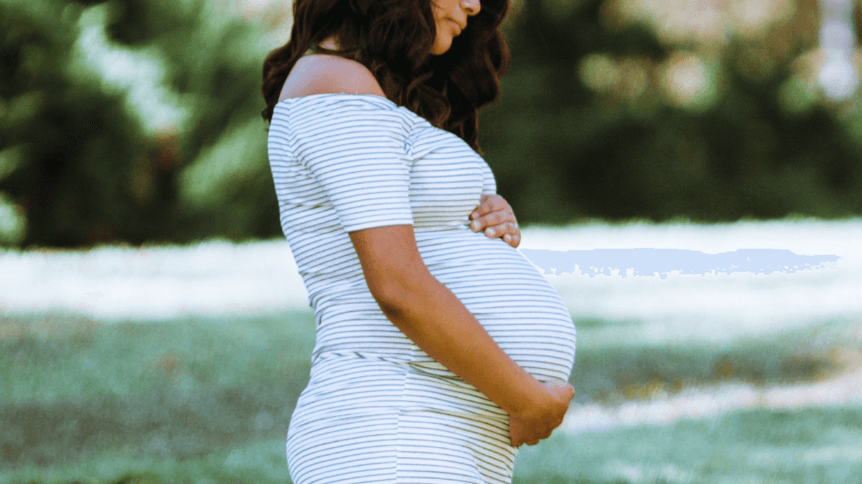 Man Livid After Wife Deletes All Pregnant Pictures Of Her From His Phone While He Was Sleeping