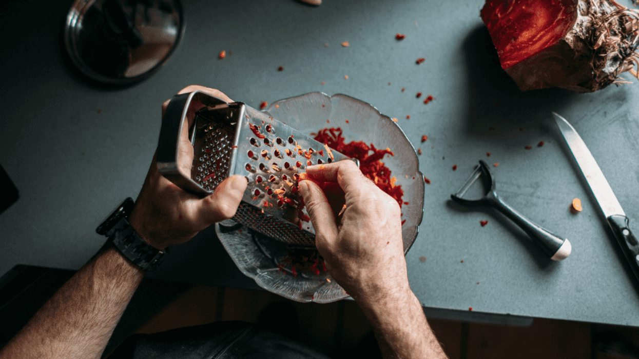 Dad Loses It On Adult Stepson Who Makes Food Directly On Kitchen Counter Instead Of Using A Plate