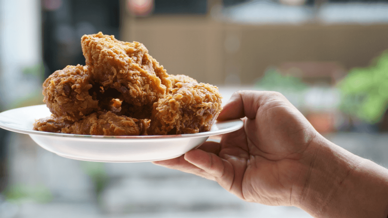 Black Man's Mom Accuses His Filipino Girlfriend Of Being Racist For Cooking Her Fried Chicken