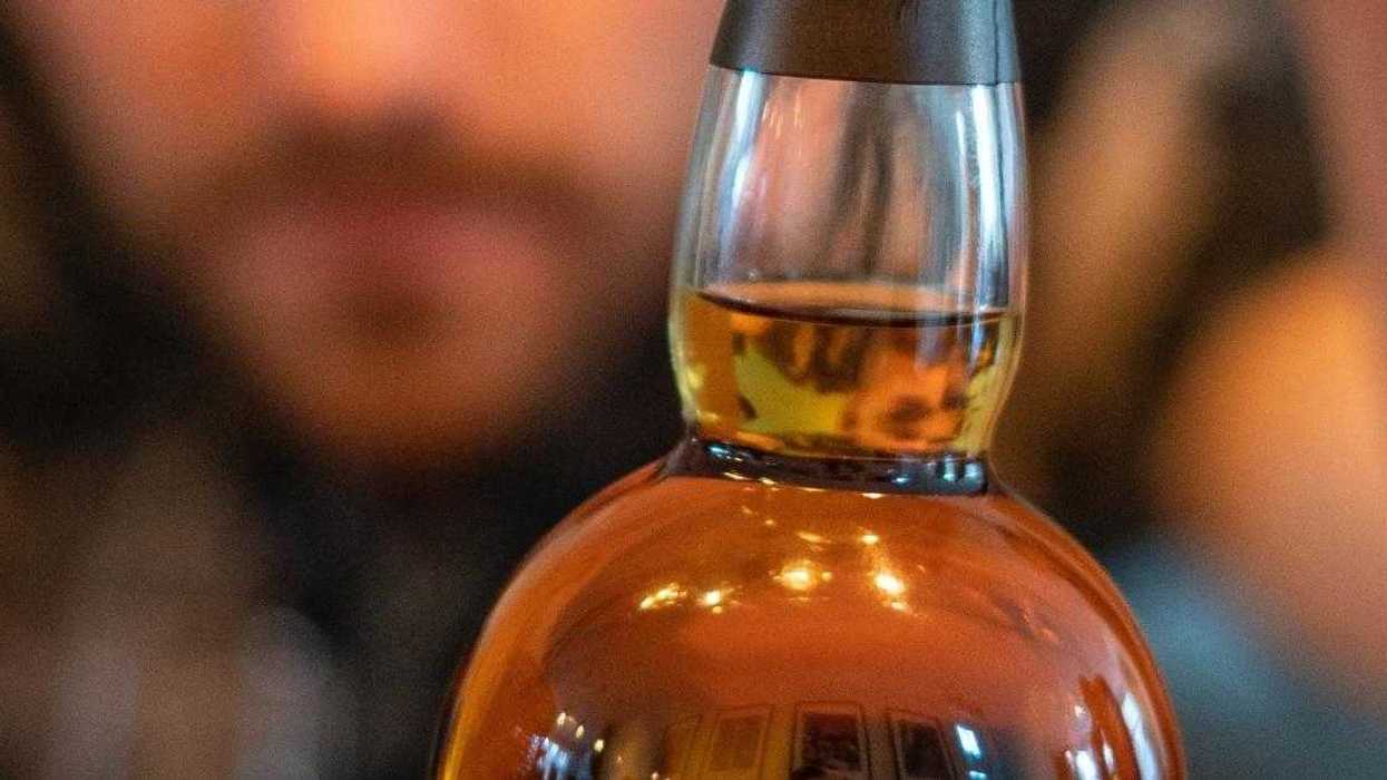 Guy Asked Not To Press Charges After Drunk Neighbor Breaks In And Steals His Wallet To Buy Beer