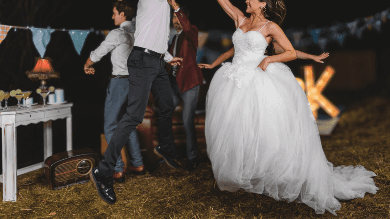 people dancing at wedding
