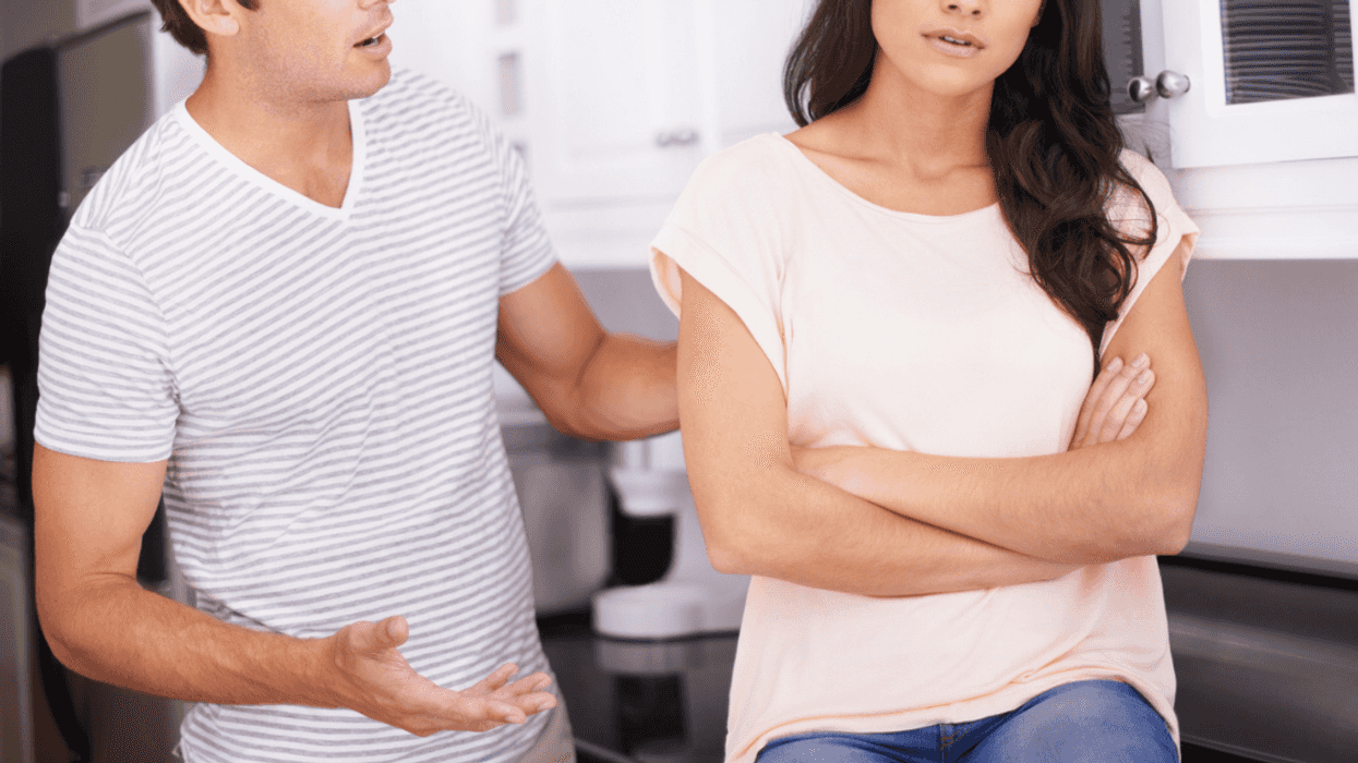 Husband Calls Wife A 'B-Word' After She Stopped Doing Chores To Teach Him A Lesson