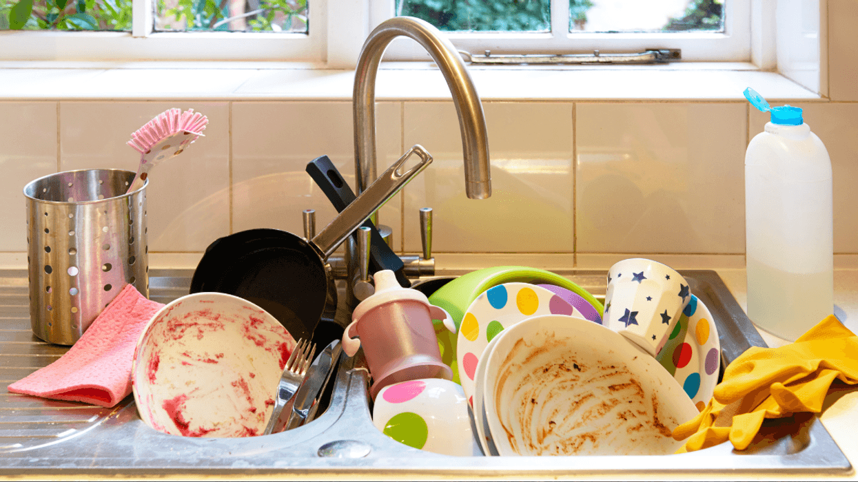 Woman Angers Her Husband By Leaving A Big Mess For Him To Clean Up After Dinner To Prove A Point