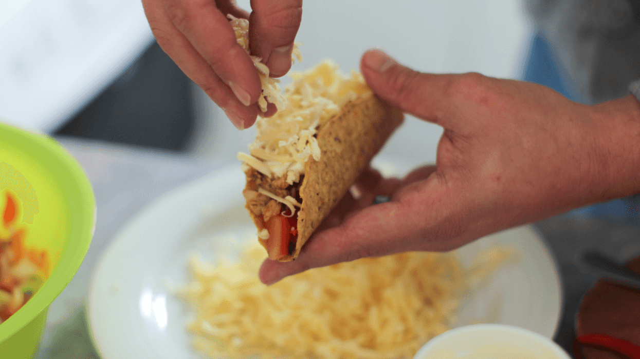 Guy Called 'Raging Douchecanoe' For Trying To Sneak Cheese Into Lactose Intolerant Partner's Tacos
