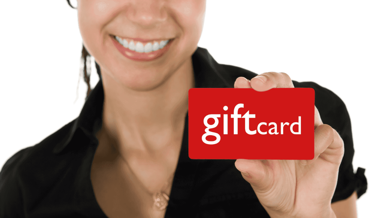 Childfree Woman Called Out For Getting Nieces And Nephews Gift Certificates Instead Of 'Actual Presents'