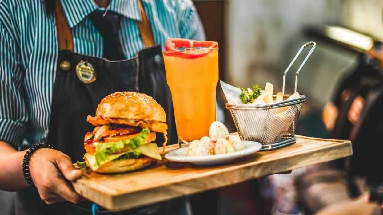 Waitress Livid After Husband Demands She Get Him Refills At Home Since It's 'Technically' Her Job