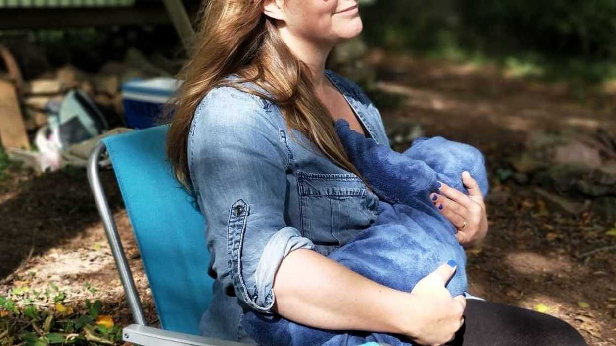 New Dad Called Out For Refusing To Let Wife's 'Soul-Sucking' Friend See Her While She Breastfeeds