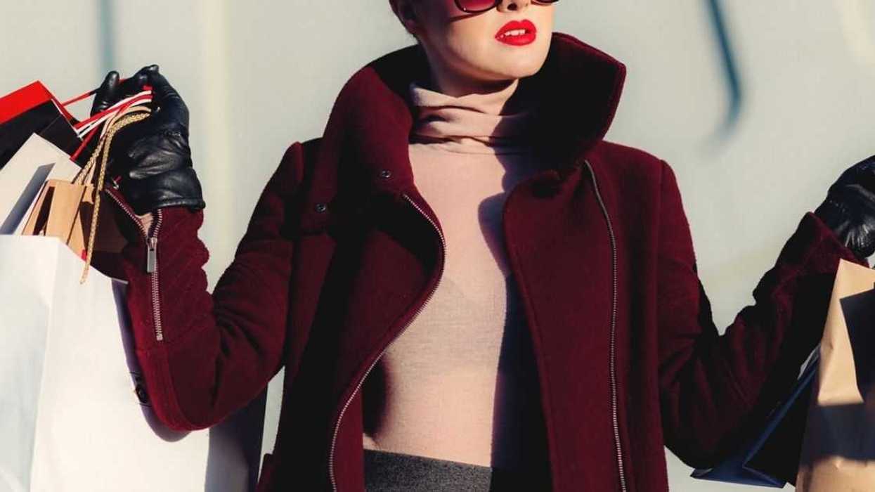 Mom Causes A Scene After College Student Daughter Refuses To Buy Her $300-Worth Of Clothes