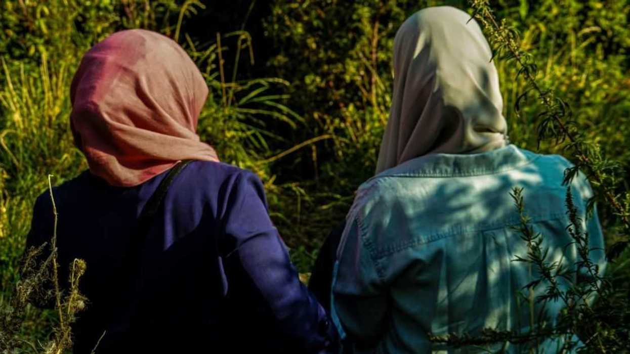 Muslim Woman Demands Roommate Limit Boyfriend's Visits So She Doesn't Have To Wear Her Hijab 24/7