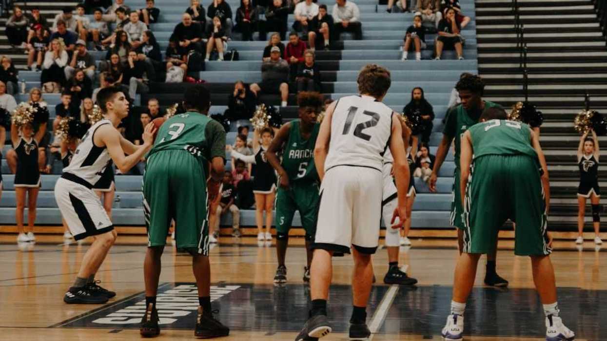 Dad Mocked For Refusing To Pick Up Son's Friends From Sports Camp Unless They Wear Deodorant