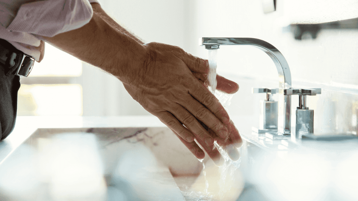 Woman Enrages Doctor Husband By Asking Him To Wash His Hands With Soap After He Poops