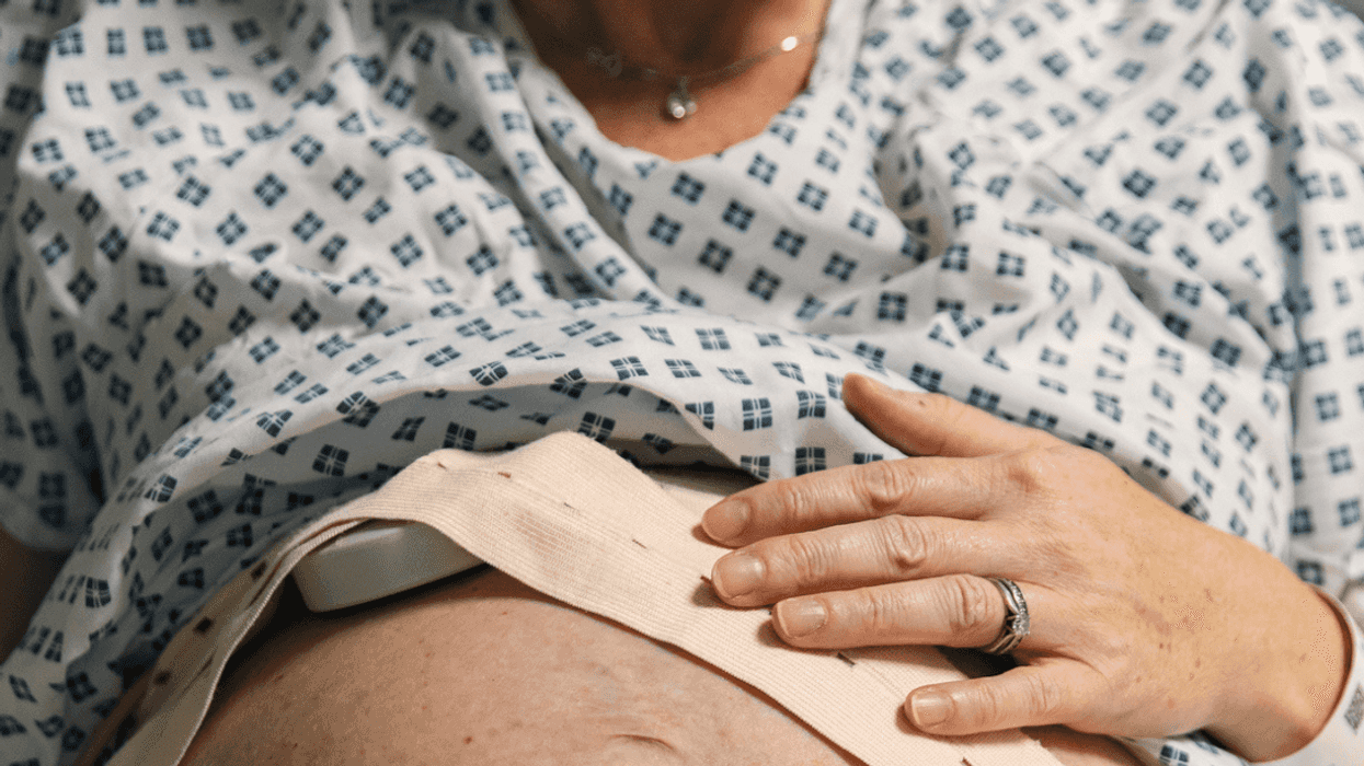 Pregnant woman alone in hospital