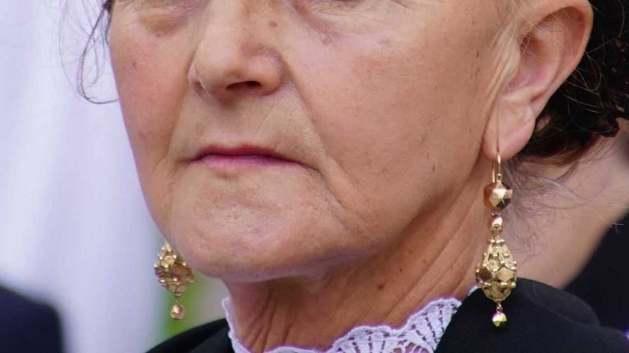 Woman Loses It After Daughter-In-Law Invites Her Ex-Wife Along On Their Family Vacation