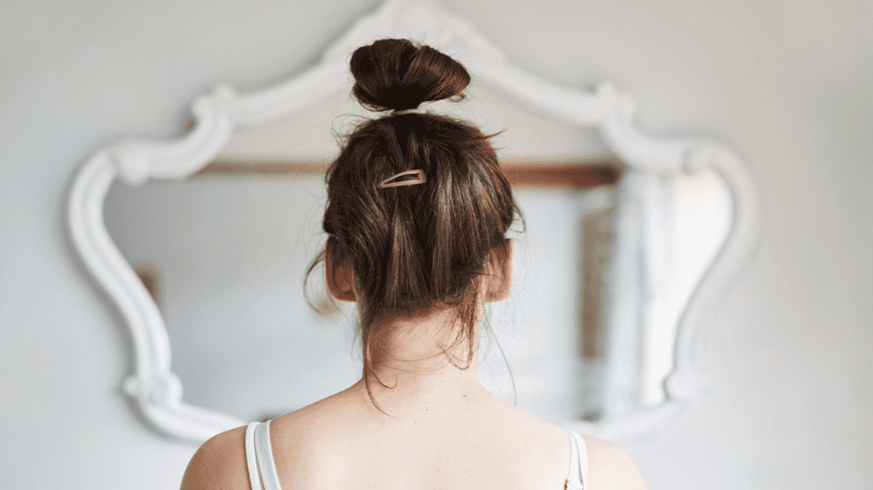 Woman Leaves Girlfriend Behind After She Takes Too Long To Get Ready For A Wedding