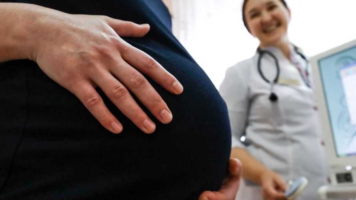 Pregnant Woman Mortified After Having A 'Happy Ending' During Her Pelvic Exam