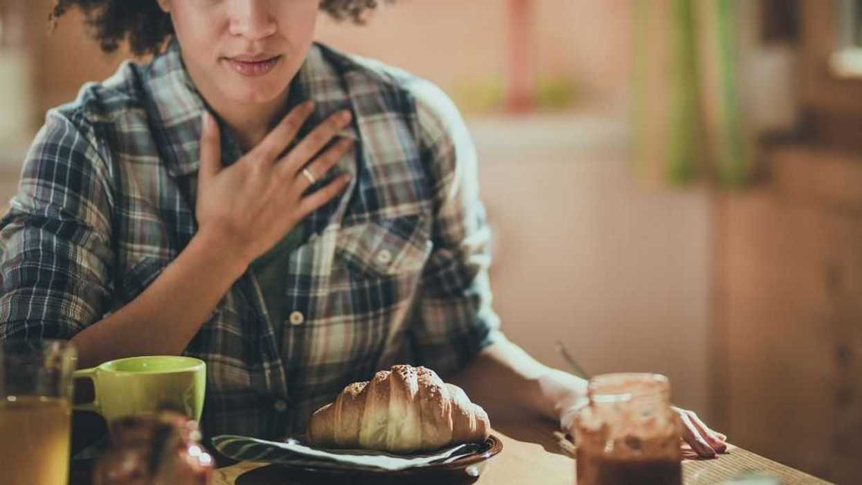 Guy Refuses To Make Meals For Girlfriend Who Constantly Complains About His Cooking