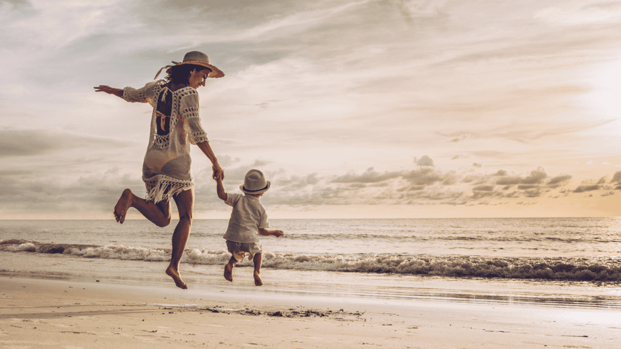 Woman Accused Of 'Ruining' Family Vacation Due To Her 'Long Face' While Playing With Sister's Kids