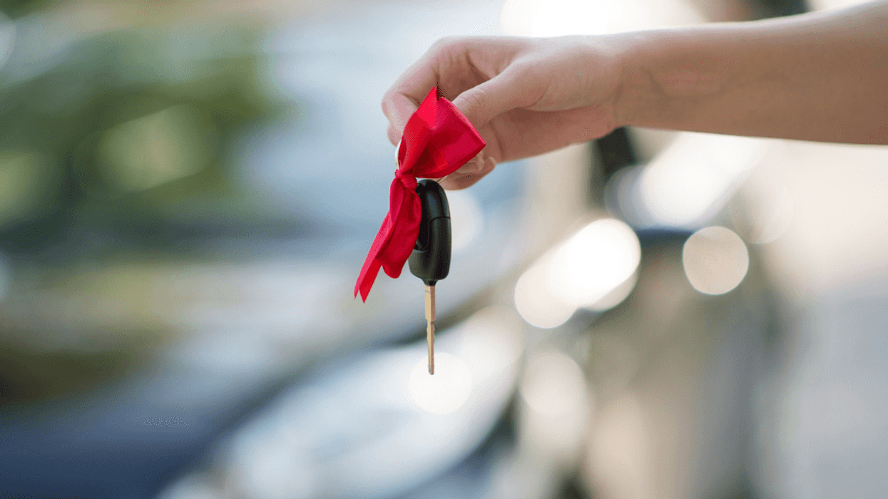 someone gifting a car