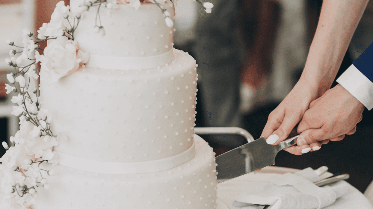 Woman's Parents Accuse Her Of 'Ruining' Trans Sister's Wedding By Getting Her A Trans Flag Cake