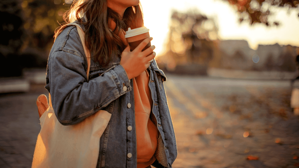 Teen Balks After Dad's Girlfriend Refuses To Buy Her Starbucks Because She Doesn't 'Deserve It'