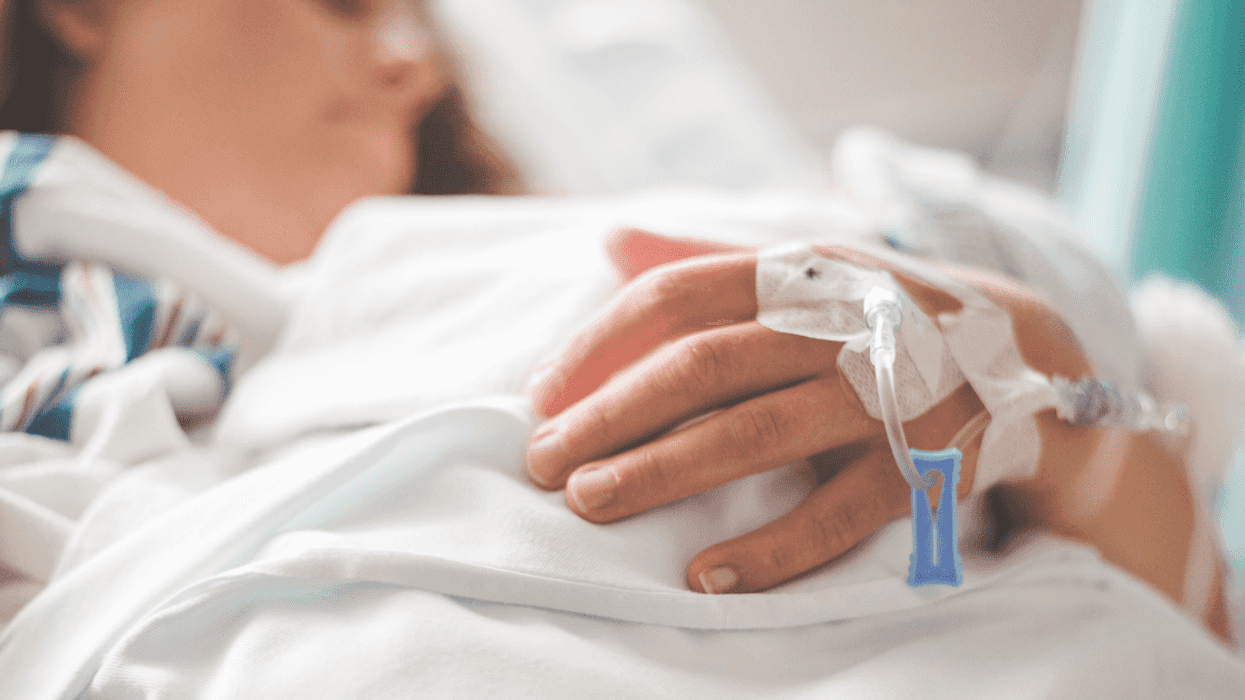 Redditor Called Out For Going On Vacation The Day After 19-Year-Old Daughter Got Hit By A Car