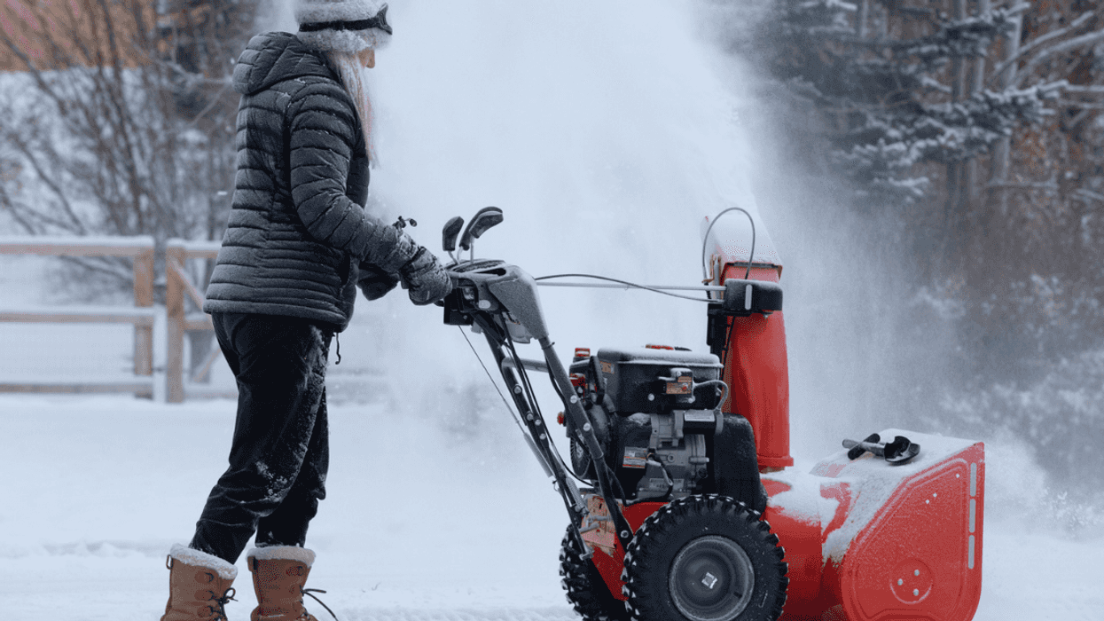 Guy Balks When Wife Accuses Him Of 'Mansplaining' The Snowblower After She Can't Get It To Work