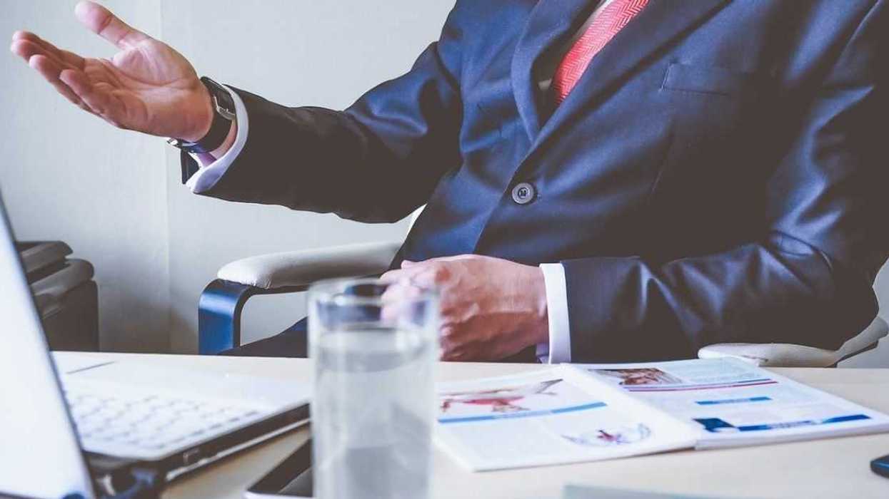 Boss Called Out For Their Nonchalant Response After Employee Comes Out To Them As Gay