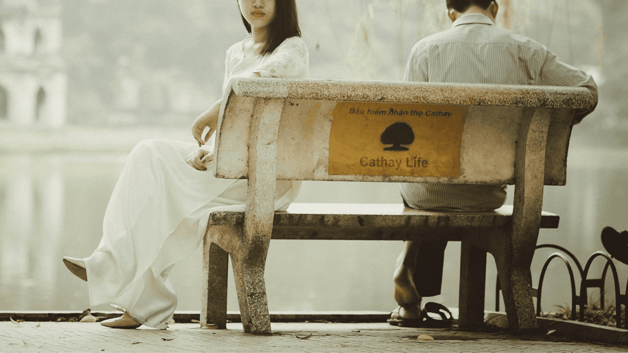 Guy Furious To Learn Vacation House He And Girlfriend Are Staying At Is Owned By Her Ex's Dad