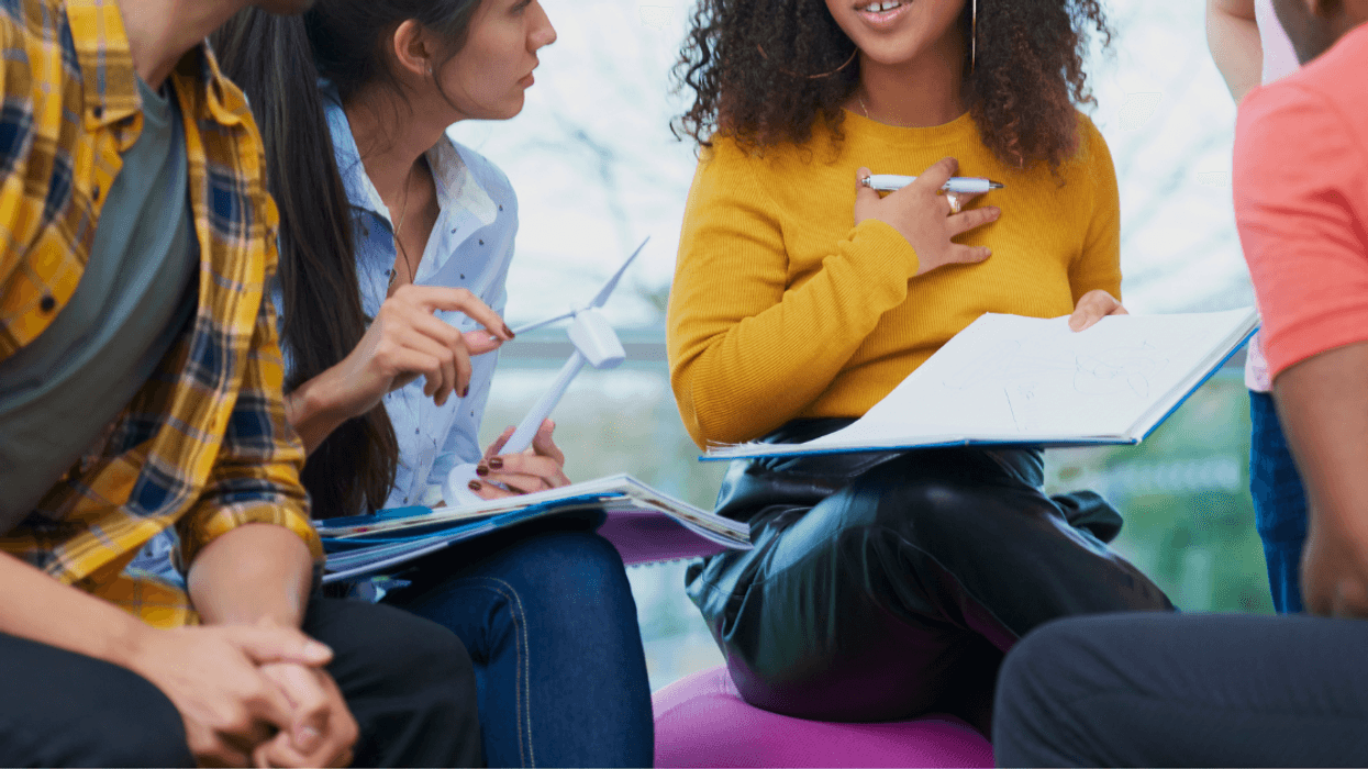 Student Sparks Drama By Refusing To Give Phone Number To Group Project Members Who've Fallen Behind