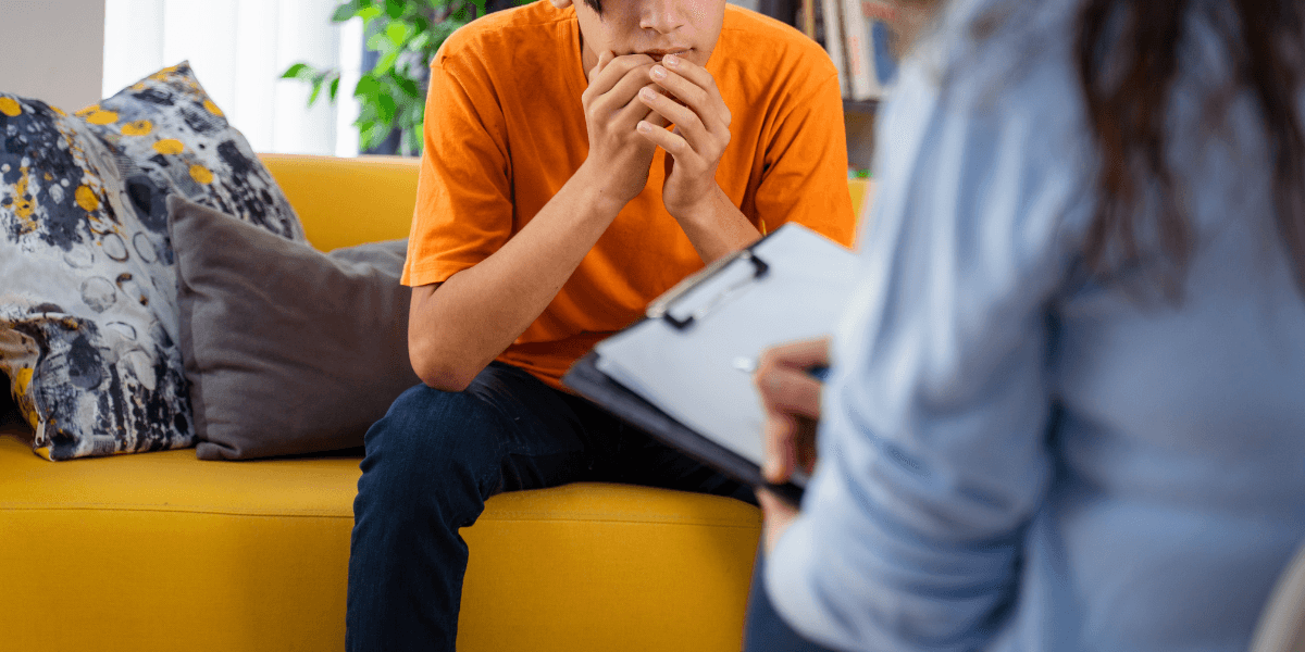 Teen Refuses To Bring Last Letter From Late Mom To Family Therapy To Appease His Stepmom | Percolately