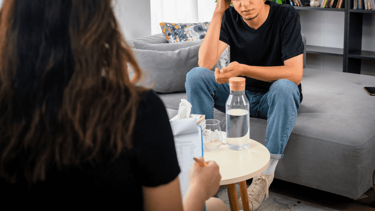 teen talking to therapist