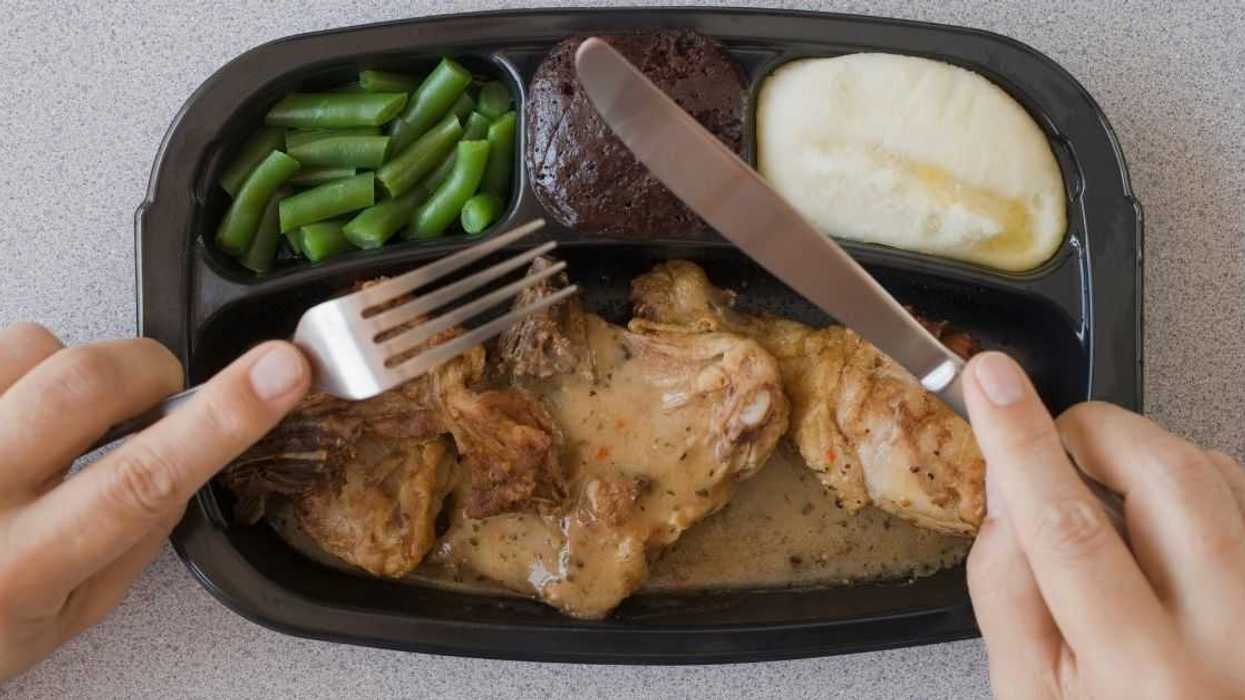 Dad Enrages His Ex After Buying Their Slightly Overweight Teen Daughter Weight Watchers Meals