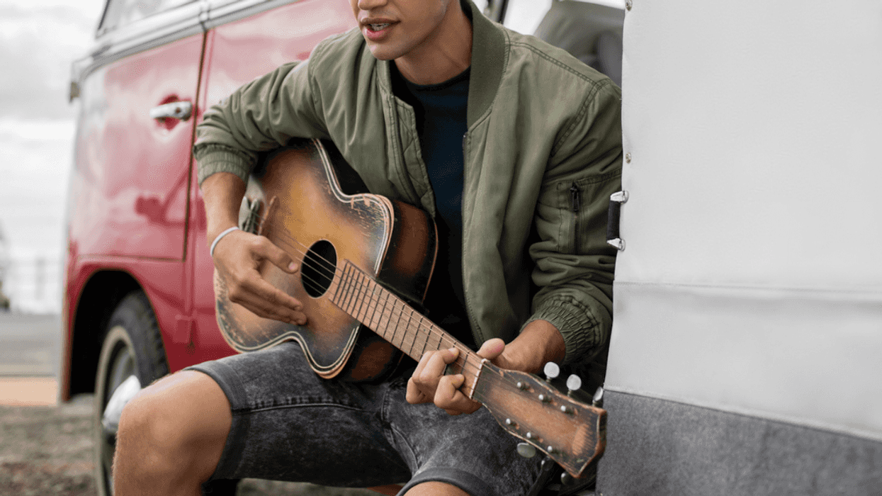 Mom Irate After Sibling Refuses To Let Her 'Borrow' Trailer So Her Son Can Have His Own Room