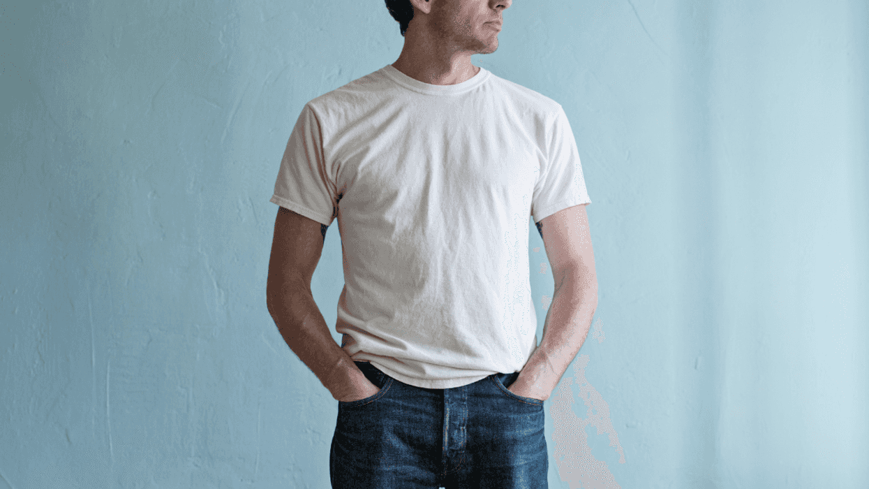 Guy Called A 'Man-Child' For Wearing A T-Shirt And Jeans To Wife's 'High Class' Work Event