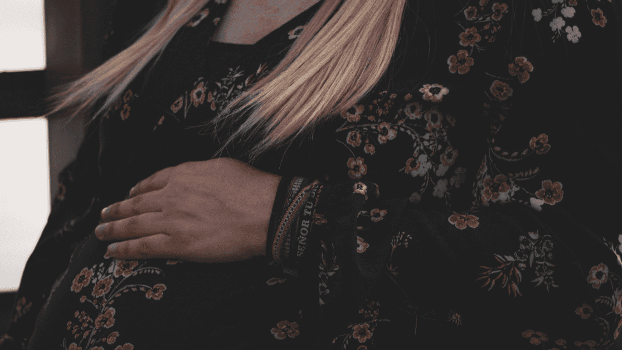 Woman With Knee Injury Called Out For Refusing To Give Up Seat On Bus For Pregnant Woman