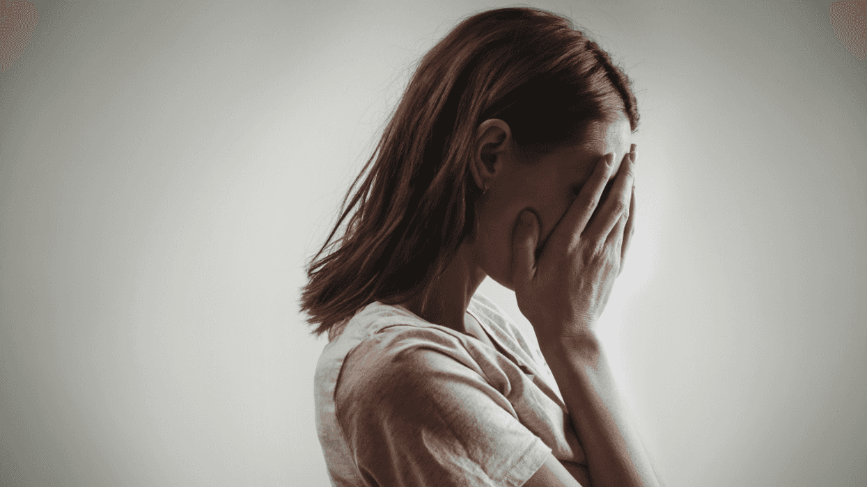 Recently Unemployed Woman Left In Tears After Her Older Sister Calls Her A 'Parasite'