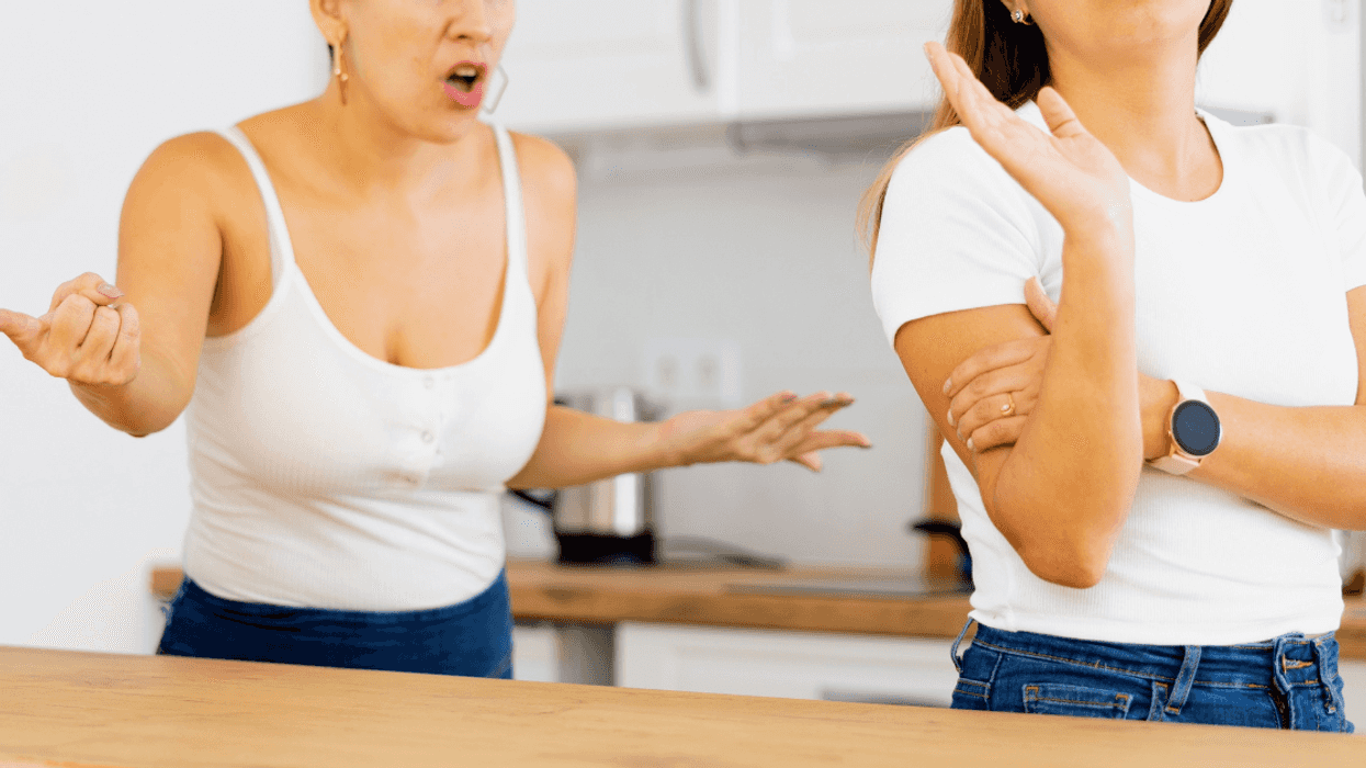 two women arguing