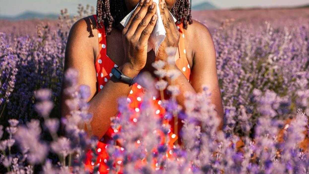 Woman Irate After Friend Declines Invite To Botanical Garden Birthday Since She's Allergic To Roses