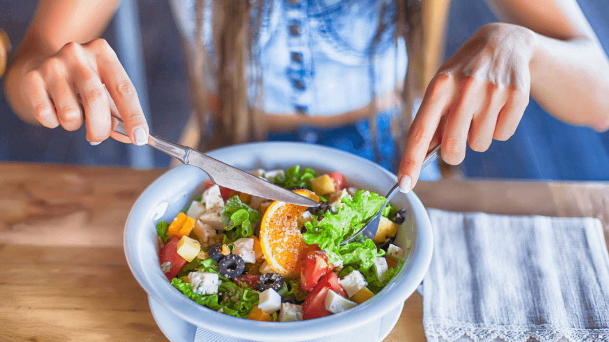 Dad Balks After Vegan Teenage Daughter Demands He Stop Eating Meat In Their Home