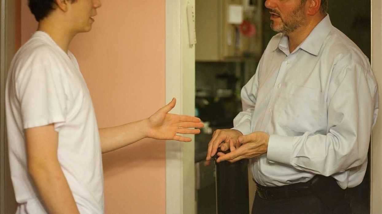 Teen Angers His Absent Father After Publicly Calling Out His Post About The 'Sacrifices' Of Being A Single Dad