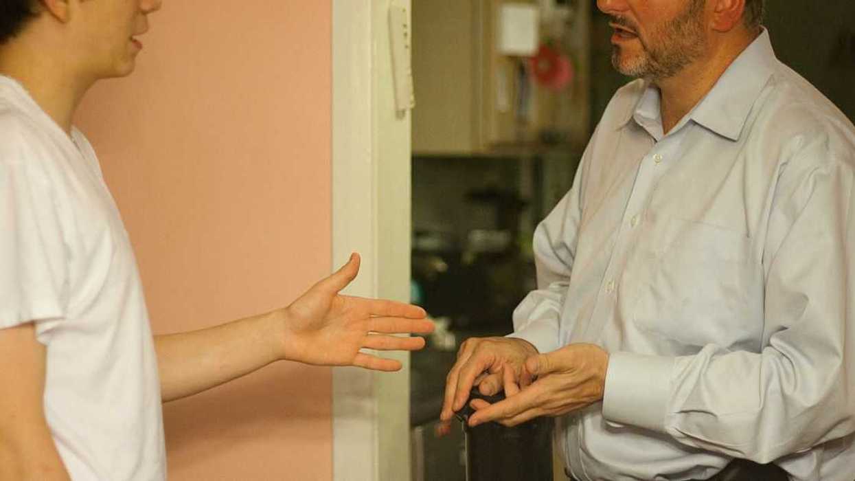 Guy Called Out For Refusing To Babysit Dad's Twins For Free While He Goes On Three-Week Honeymoon