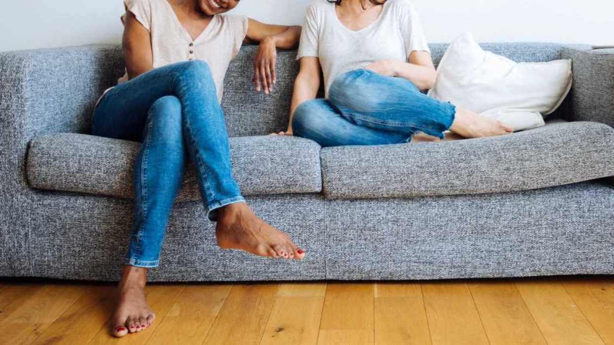Lesbian Conflicted After Her Mom Forbids Her From Telling Her Uncle That She's Gay And Married