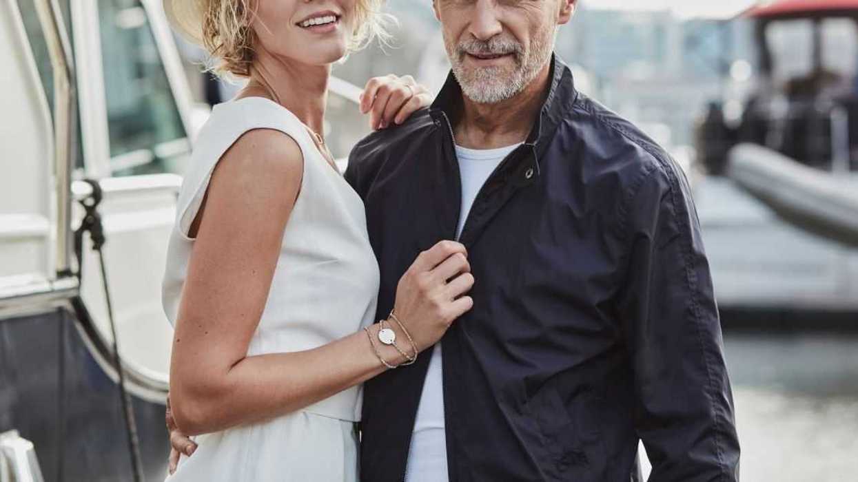 Woman Upsets Dad By Refusing To Meet His Mistress A Month After He Divorced Her Mom