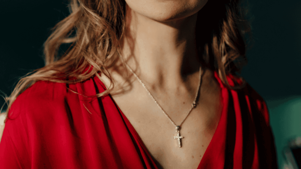 Guy Upsets His Religious Mom After He Plays Along With Couple Who Mistakes Him For A Christian