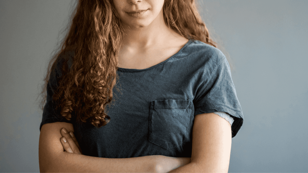 Teen Called An 'Entitled B*tch' For Refusing To Shave Her Head In Solidarity With Cancer-Stricken Relative