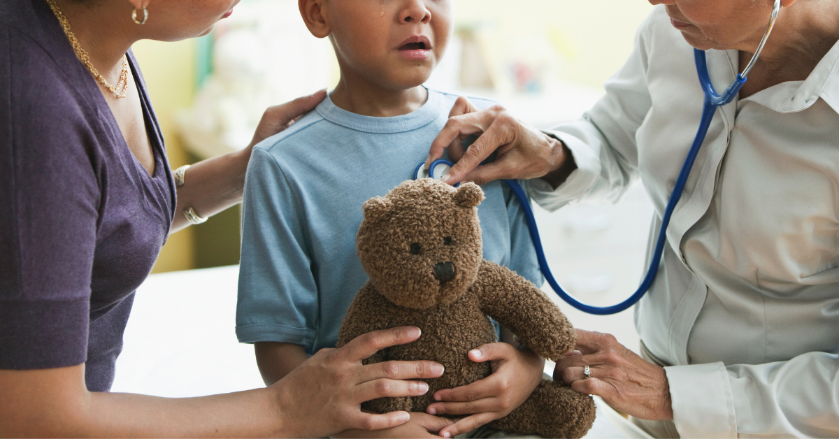 The children are helping with the. The children are helping with the. Семья за столом. The children are helping with the. The children are helping with the.