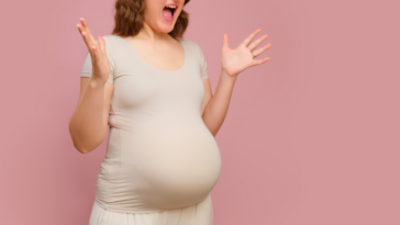 Screaming pregnant woman